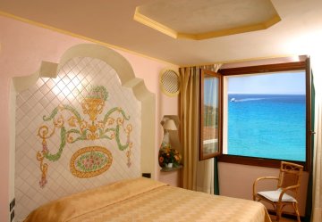 classic room met zeezicht - hotel la bitta in arabtax - sardinie.jpg