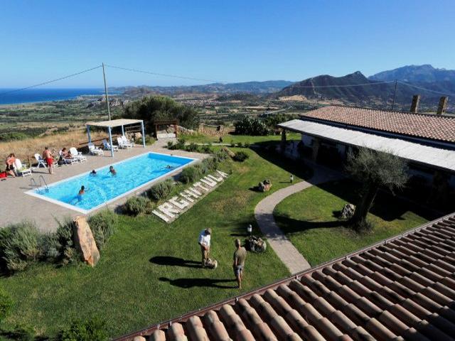 agriturismo sardinie met zwembad aan de golfo di orosei - sardinia4all (1).jpg