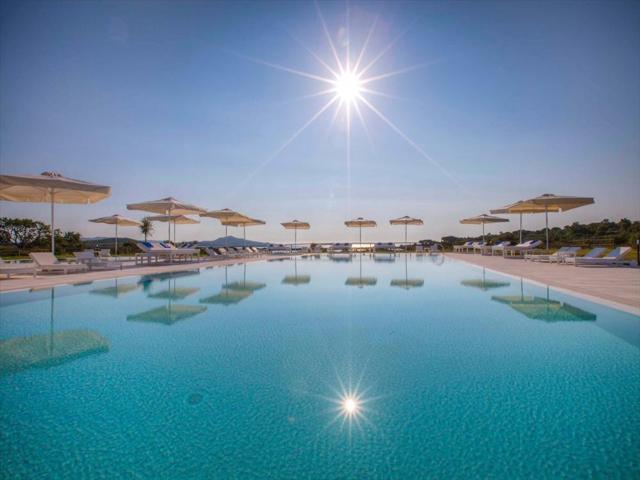 paradise resort - luxe hotelvakantie  sardinie.jpg