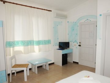 hotel-village-fior-di-sardegna-posada-sardinie (11).jpg