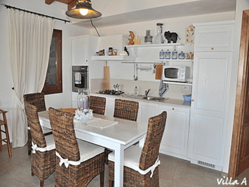 luxe vakantiehuis aan zee op sardinie (1).png