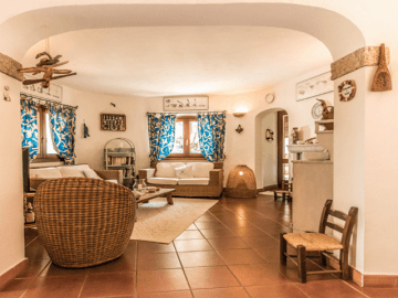 luxe-vakantiehuis-met-zwembad-in-noord-sardinie (28).png