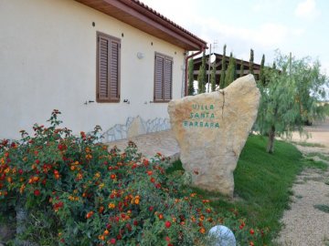 villa-santa-barbara-sardinia.jpg