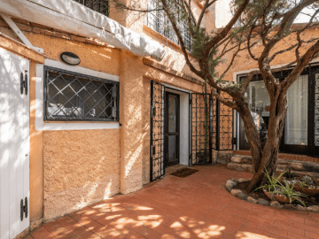luxe huis sardinie met zeezicht en zwembad (39).png