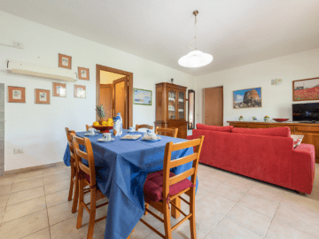 vakantiewoningen-met-zwembad-sardinie-villa-lilium-alghero (16).png
