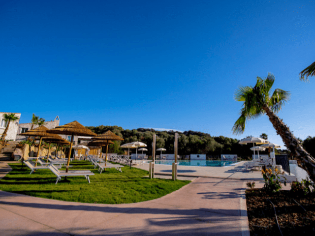 strandvakantie sardinie - cala sinzias resort (1).png