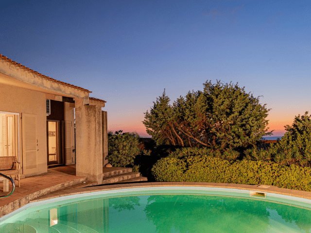 vakantiehuis met zwembad - costa paradiso - sardinie - sardinia4all (27).png