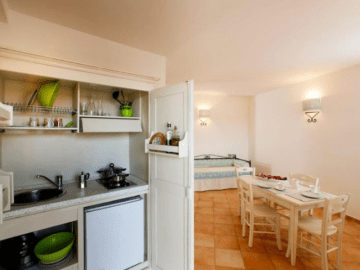 baia dei mirti, vignola mare - sardinia4all (2).png