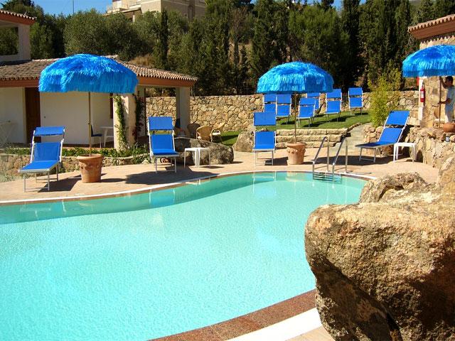 Zwembad - Residence Bouganvillage - Budoni - Sardinië 