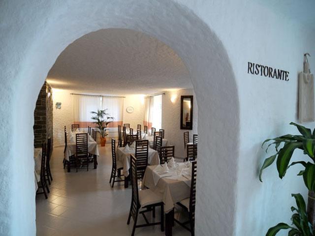 Restaurant - Hotel Cedrino in Dorgali - Sardinië 