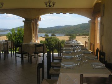 Terras - Hotel Funtana Abbas in Sardinië 