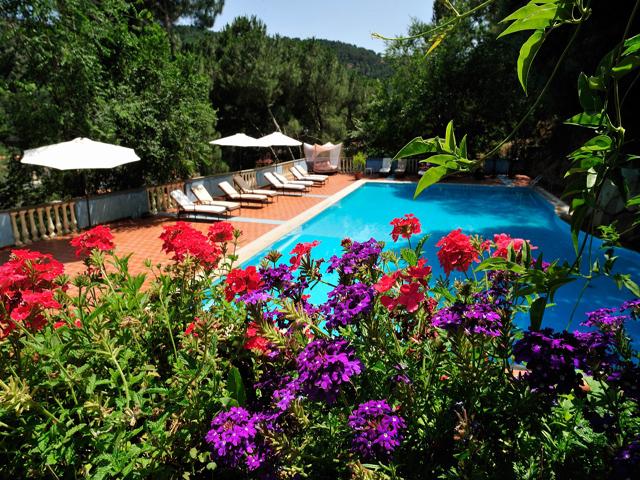 Sardinie - Mooi 4 hotel met zwembad - Hotel Su Lithu