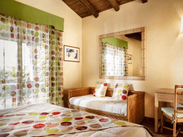 cruccuris-resort-triple-room