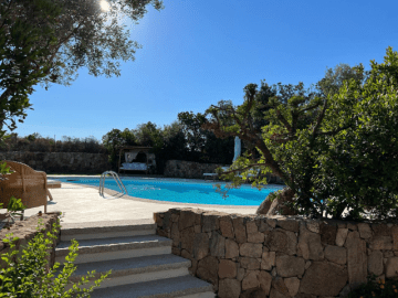 Villa Orchidea - Luxe vakantievilla Sardinie - Sardinia4all (1).png