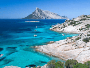 Tavolara Marineschutzpark mit dem Schlauchboot erleben