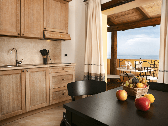 Borgo Arborea Charming Retr (2).png