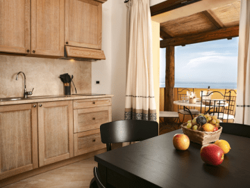 Borgo Arborea Charming Retr (2).png