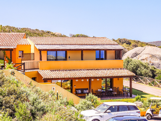 Borgo Arborea Charming Retr.png